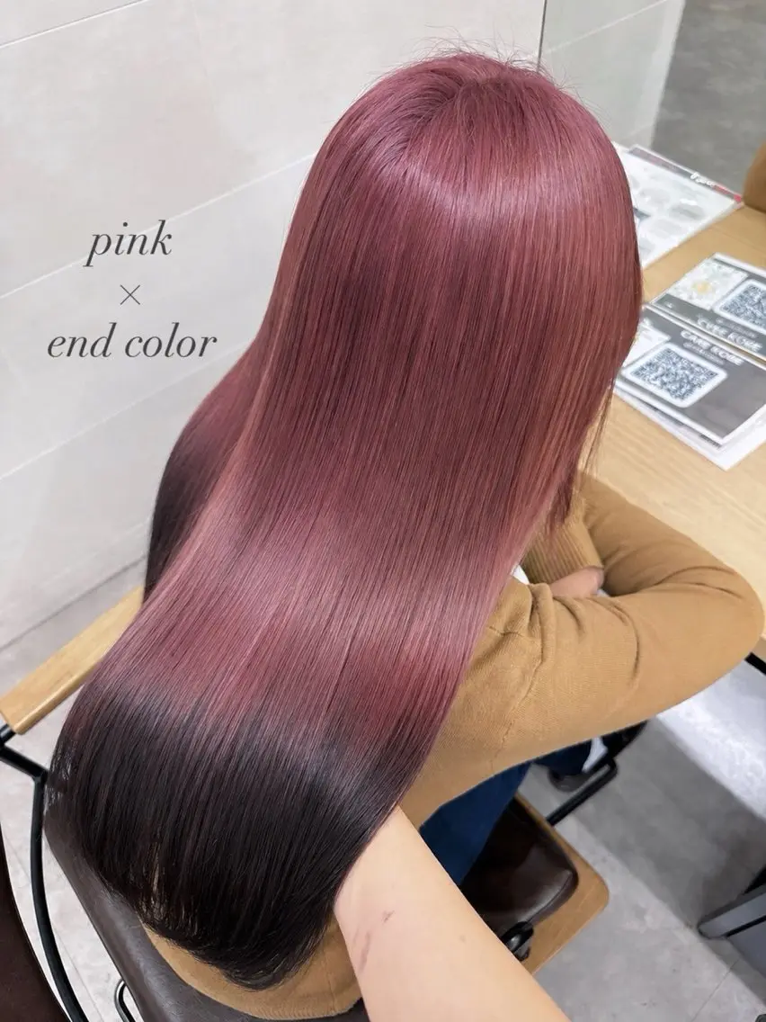 ダブルカラー(ブリーチ+onカラー)+ デザインカラーの写真