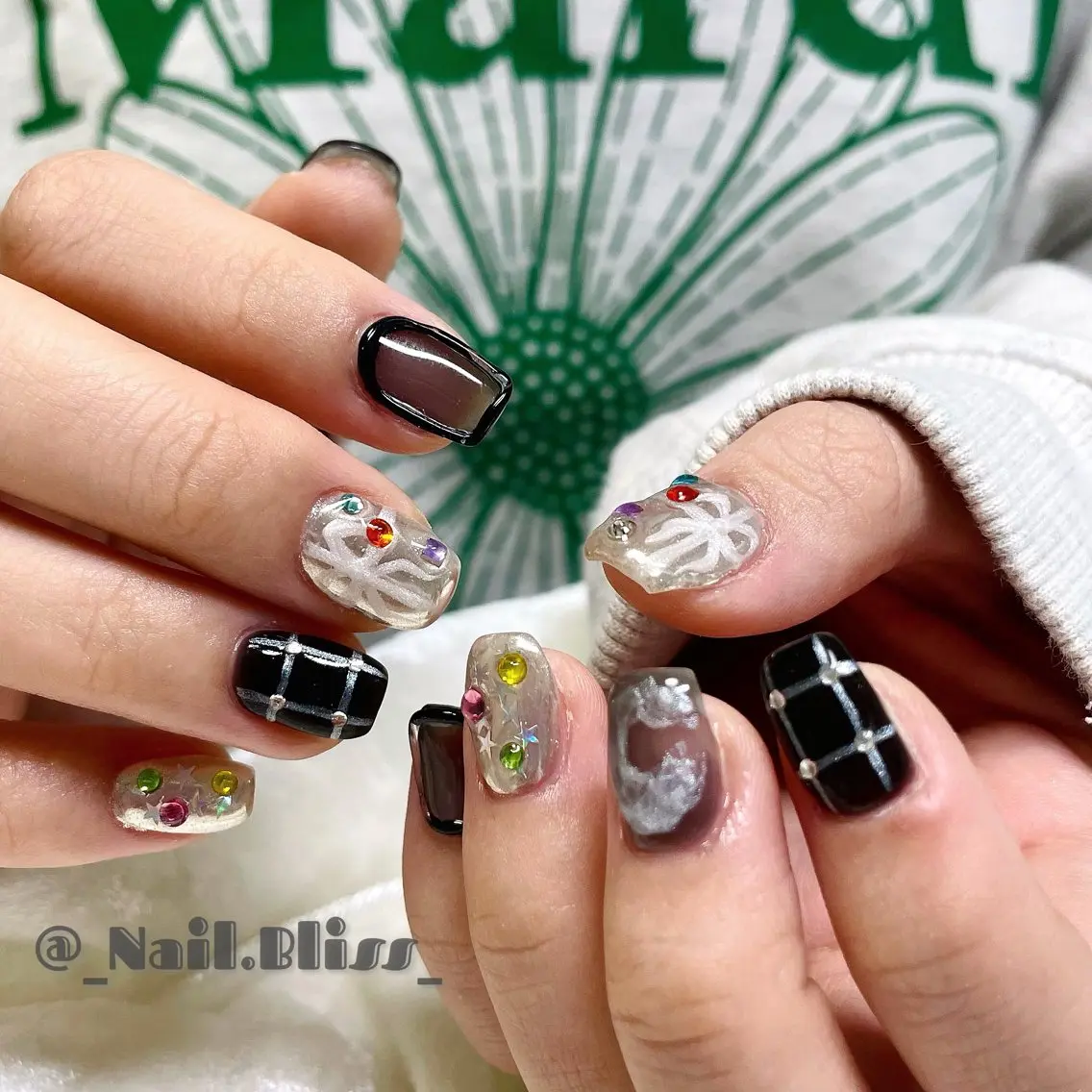 ネイル アートネイル 持ち込み ハンドネイル NAIL BLISSのネイルデザイン