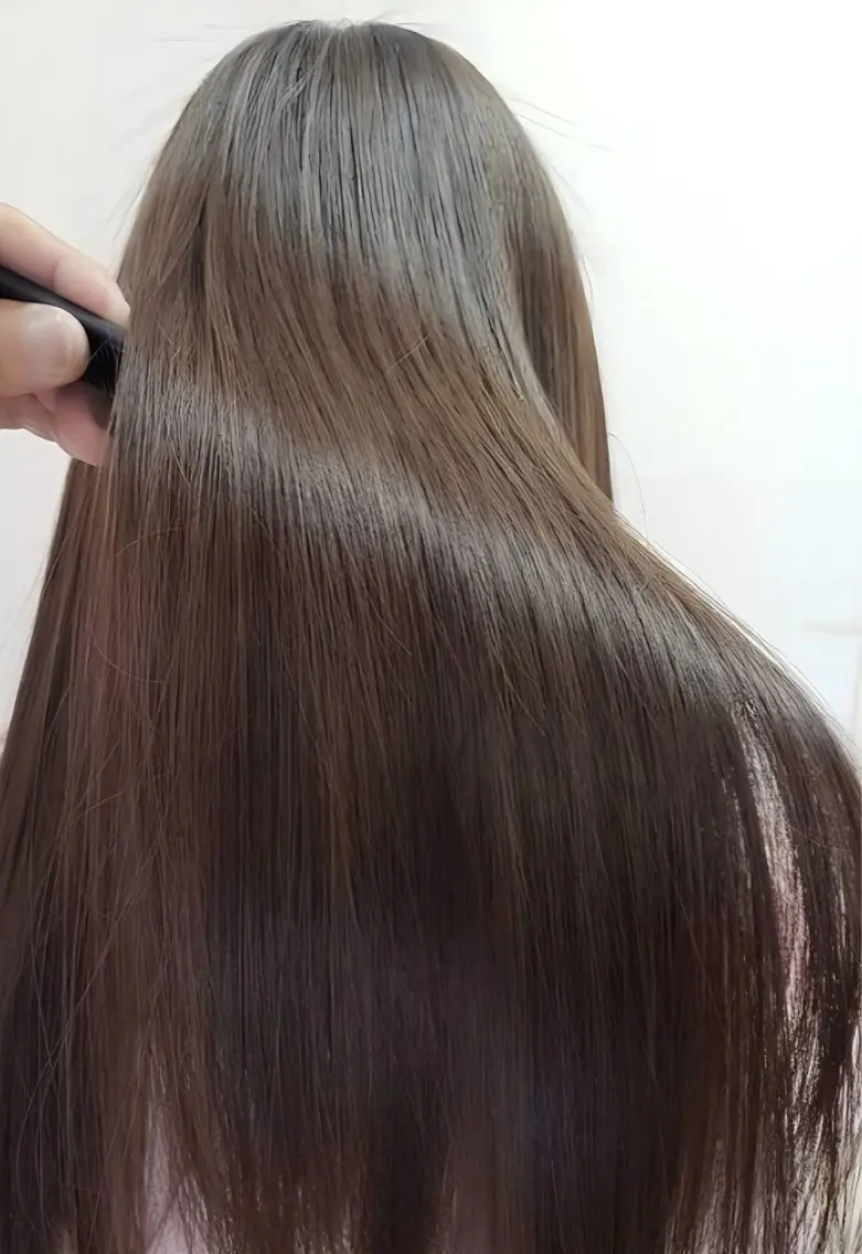 縮毛矯正 R ENのヘアスタイル