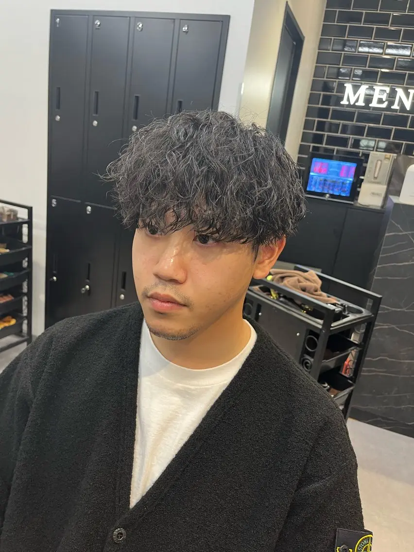 ショート パーマ ヘアアレンジ メンズ マッシュ メンズパーマ ツイストスパイラルパーマ スパイラルパーマ men'slapis YUTOのヘアスタイル