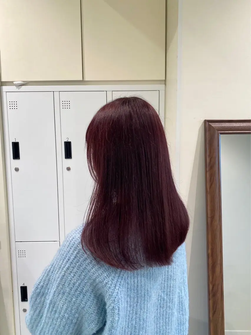 セミロング カラー 垢抜け小顔レイヤー オリーブ/スミレのヘアスタイル