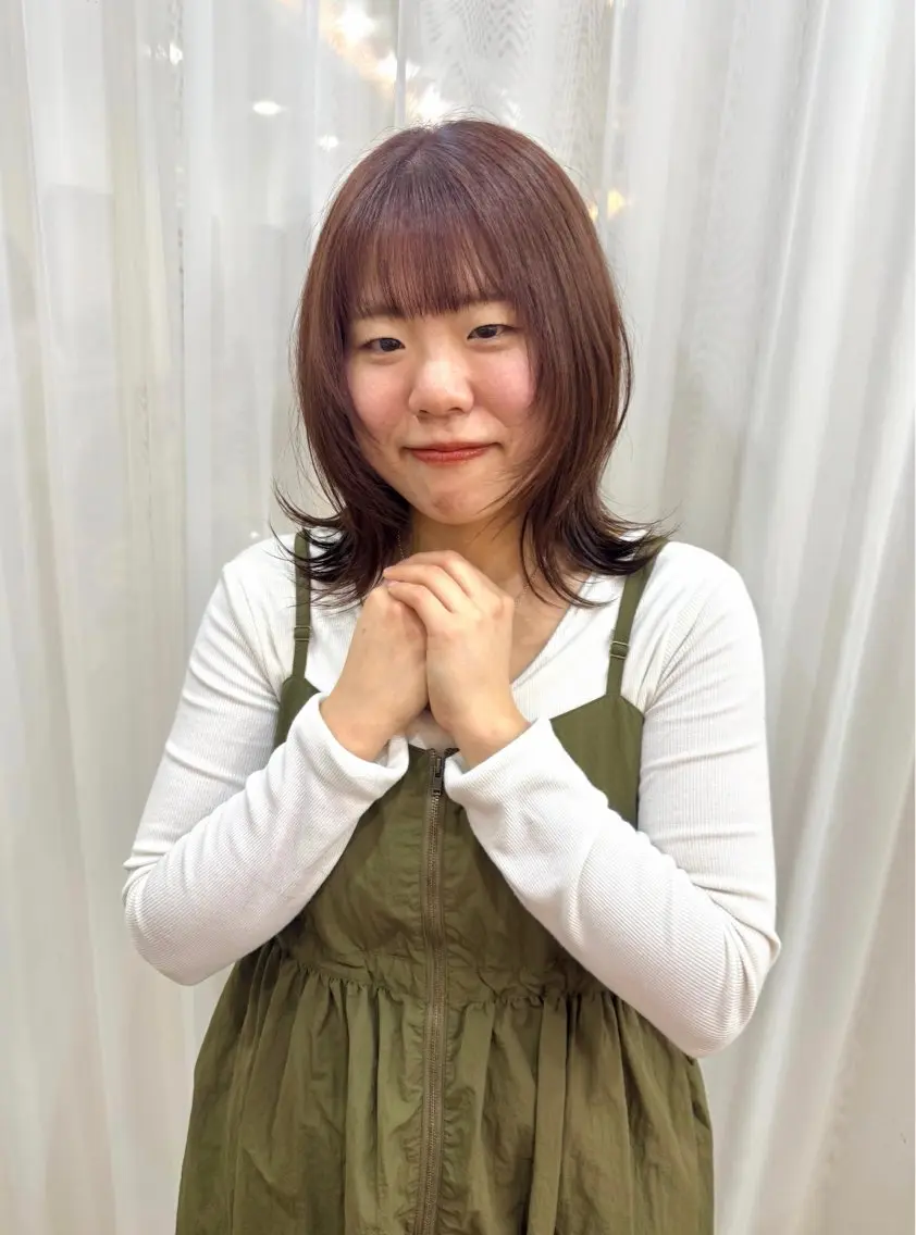 ミディアム カラー ブラウンカラー くびれヘア 髪質改善 くびれレイヤー レイヤーカット 志賀 あずみのヘアスタイル
