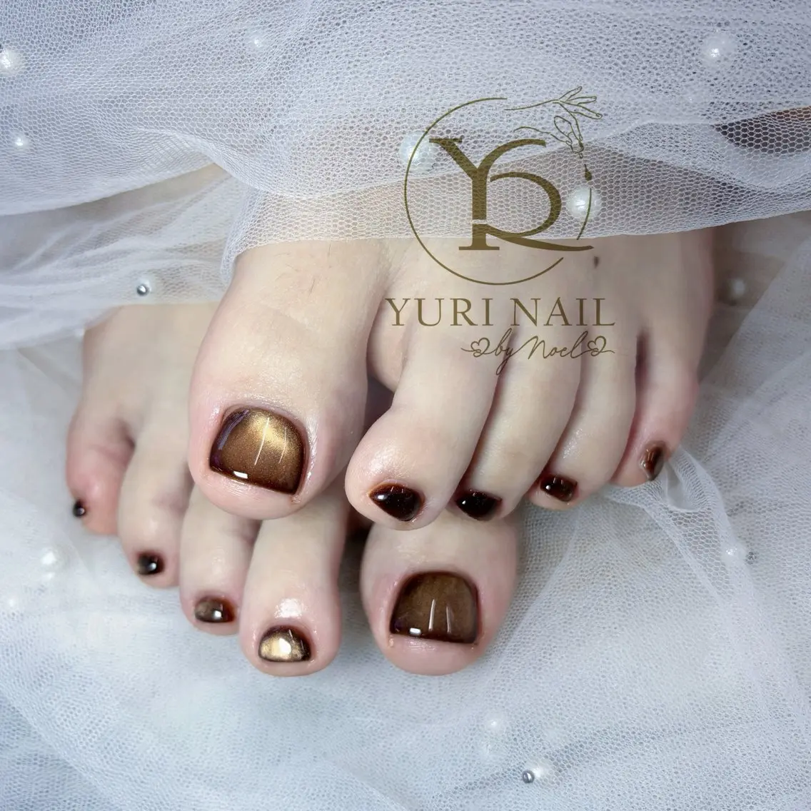 ネイル ハンドネイル フットネイル ハンドケア YURI Nail NARITAのネイルデザイン