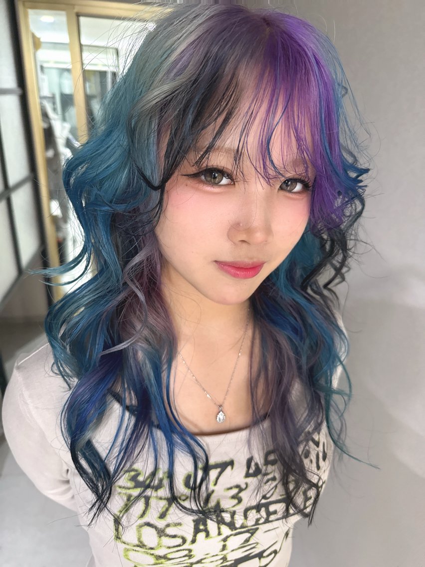 セミロング カラー ヘアカラー トリートメント ブリーチデザインカラ レイヤーカット風雅のヘアスタイル