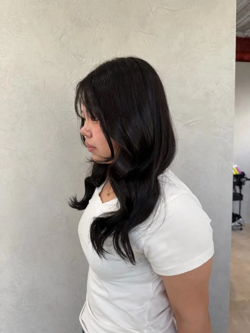 セミロング hirano harukaのヘアスタイル