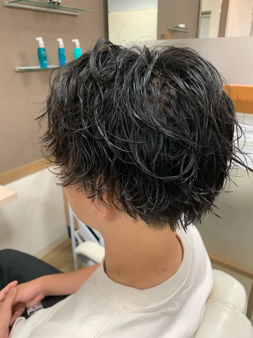 パーマ メンズ メンズパーマ 波巻きパーマ スパイラルパーマ カット パーマ 豊川／メンズ ／波巻きパーマ／ワダのヘアスタイル