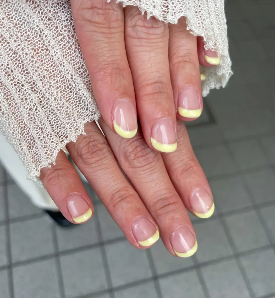 ネイル フレンチネイル 黄色 ハンドネイル liln nail /NATSUMIのネイルデザイン