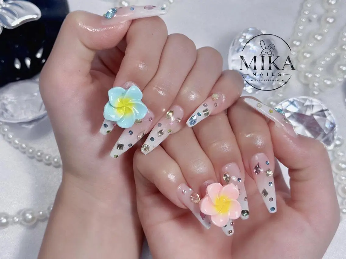 ネイル アートネイル チークネイル ドット フットネイル フレンチネイル ハンドネイル Mika Nails 心斎橋のネイルデザイン