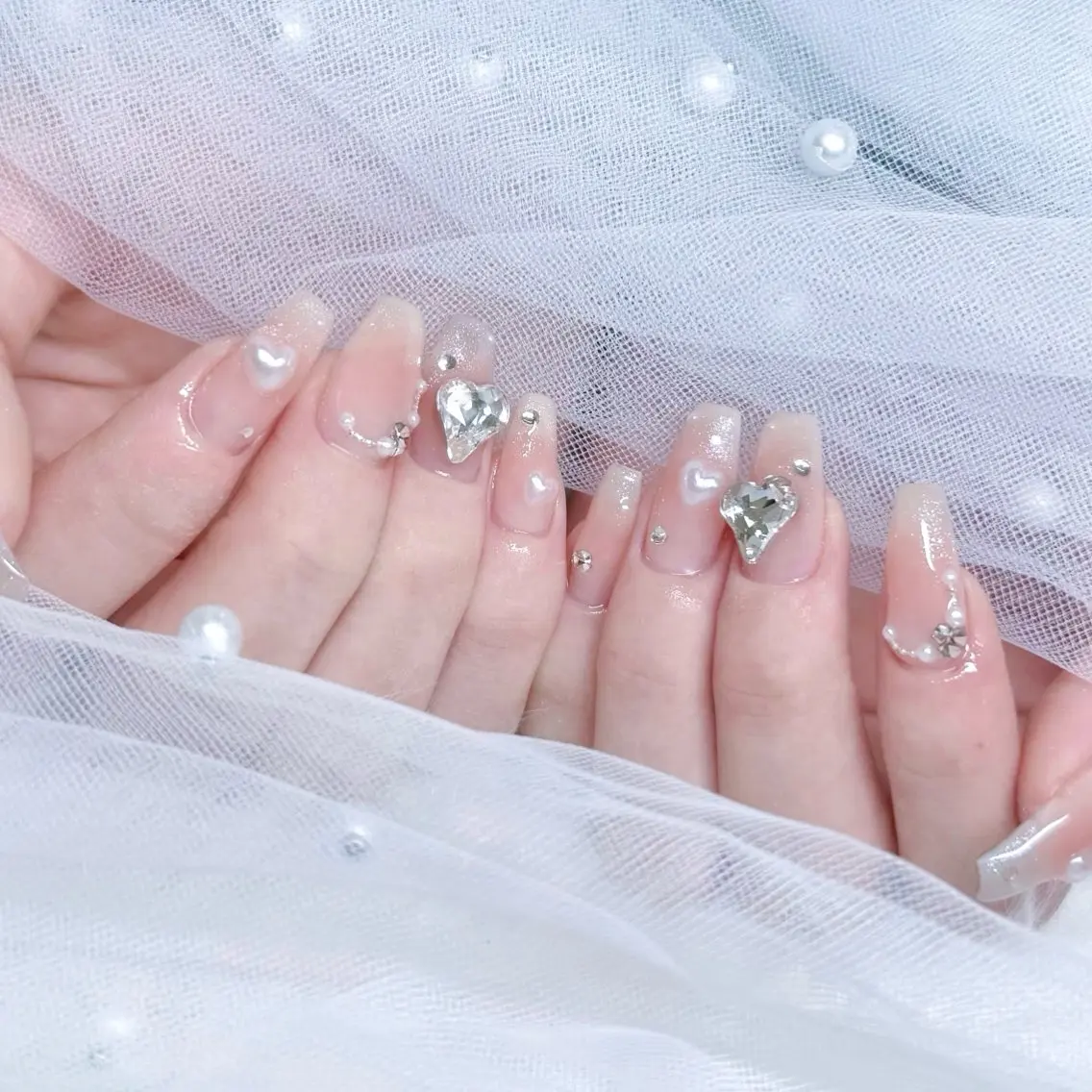 ネイル ハンドネイル moca京橋 shiori♡のネイルデザイン