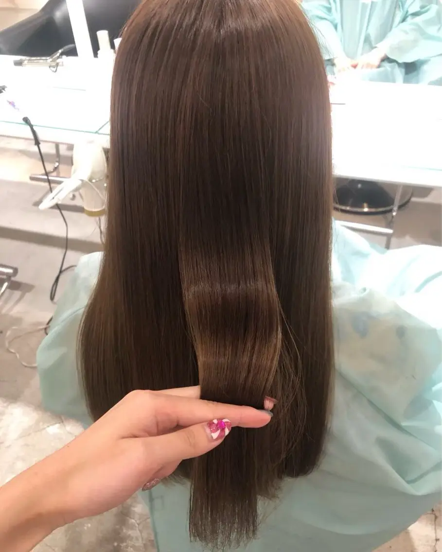 ロング カラー ParveMix 岡本えりかのヘアスタイル
