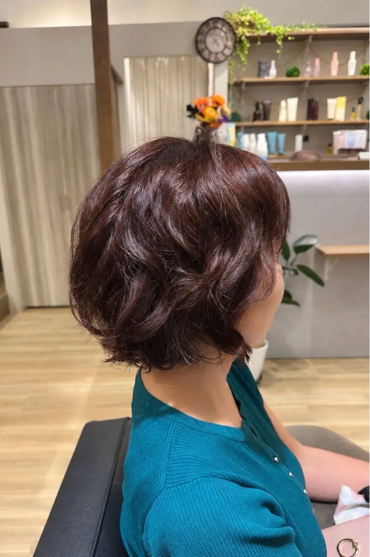 ショート パーマ ショートボブ ボブ ショートヘア カット パーマ cheveux門仲 Hikaruのヘアスタイル
