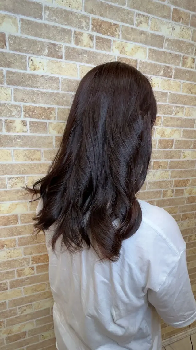 カラー 有村 実佑のヘアスタイル