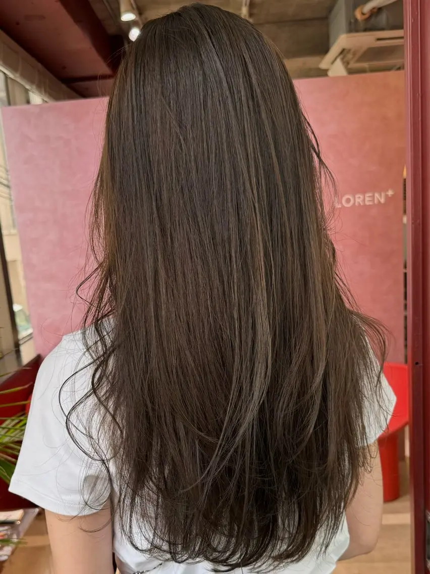 ロング カラー レイヤーカット 鈴木駿介のヘアスタイル