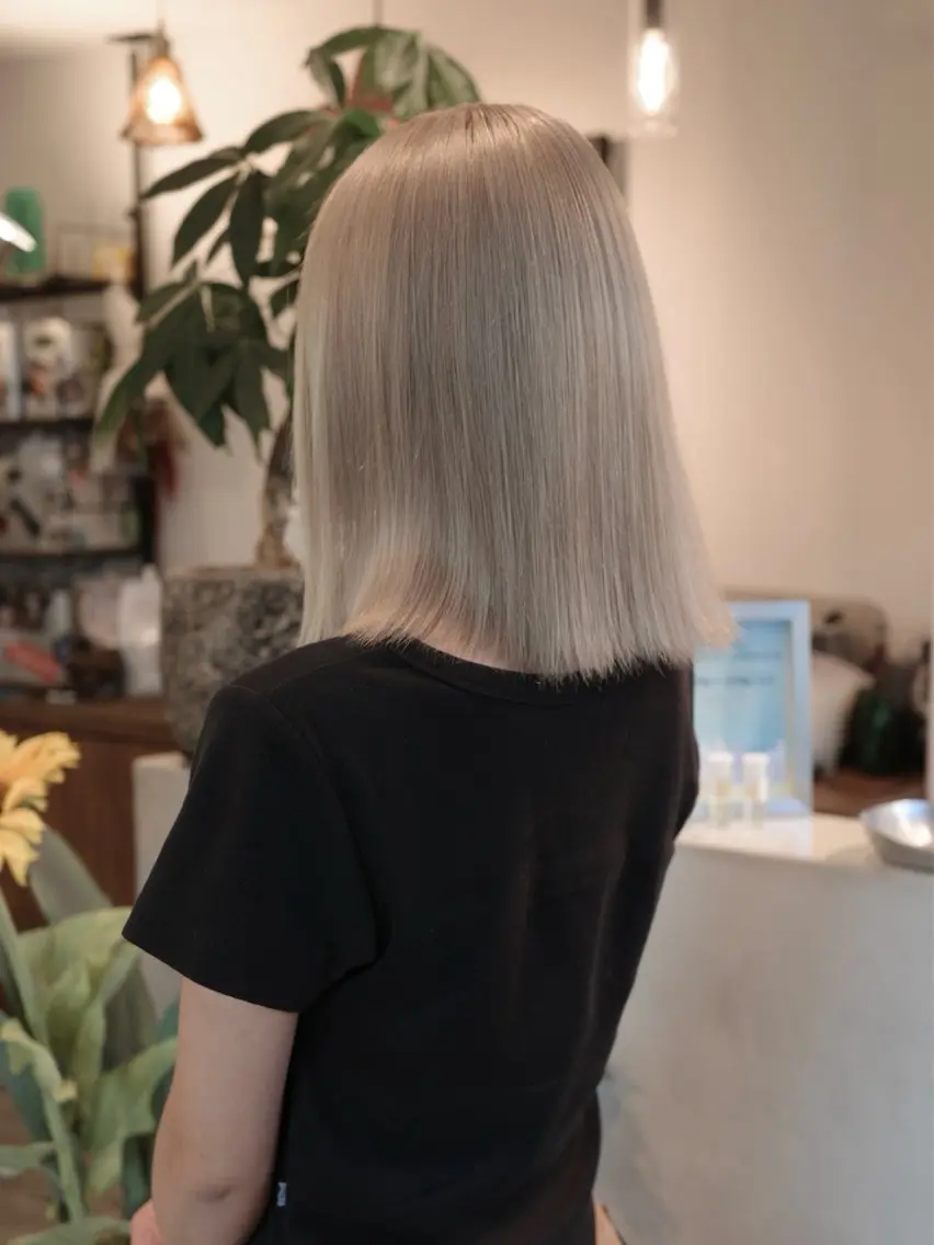 カラー 縮毛矯正 (𝐡)𝐰𝐢𝐦 𝐲𝐮𝐧𝐚のヘアスタイル