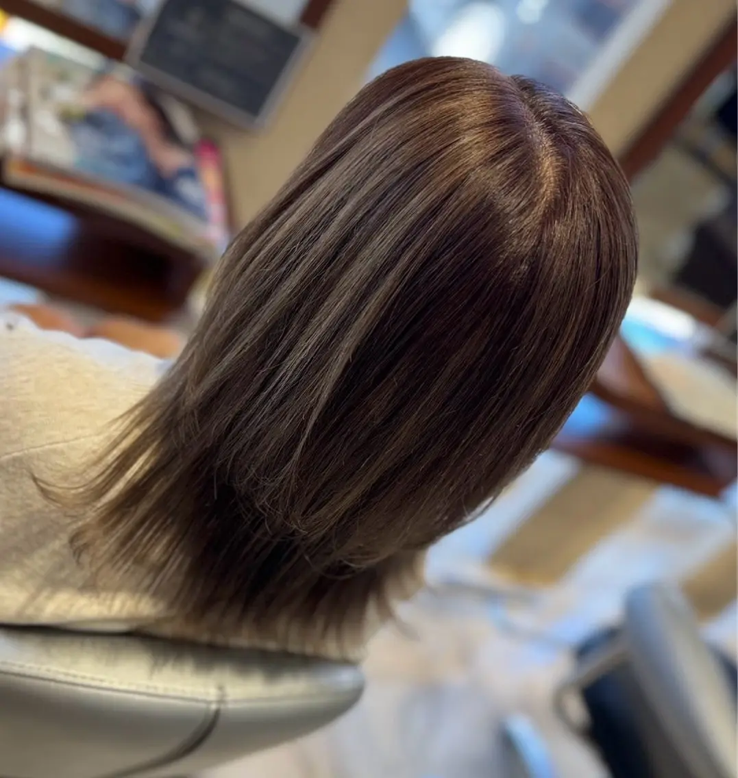 ミディアム レイヤーカット ウルフカット カット 🪼いとう ここみ🪼のヘアスタイル