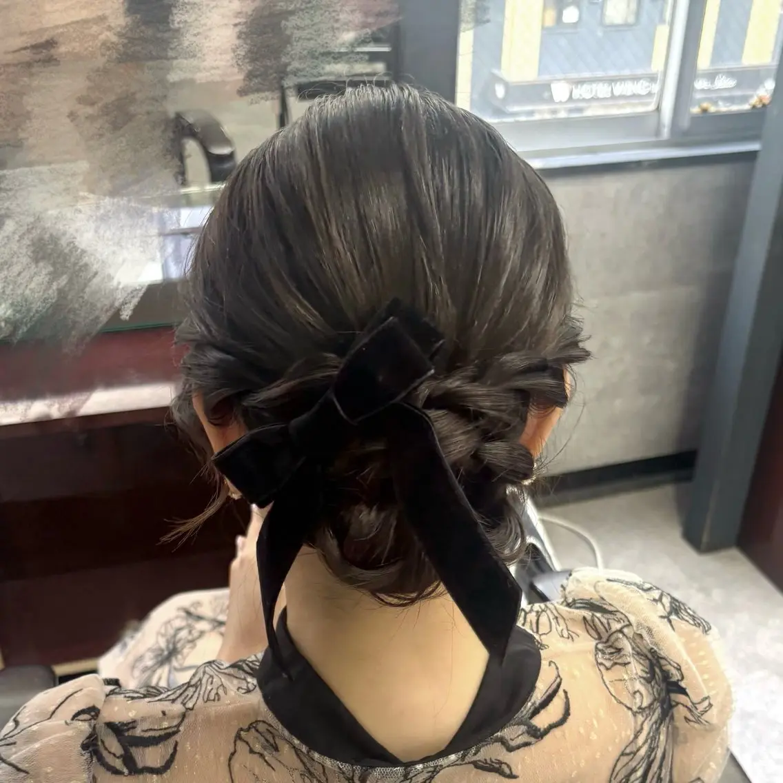 ヘアアレンジ お団子ヘア OZ梅田♡ ゆはなブリーチのヘアスタイル