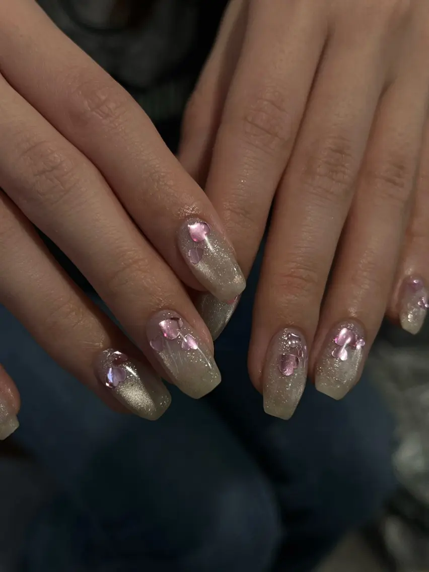 ネイル ハンドネイル Hata nail 🎀個性派ニュアンスのネイルデザイン
