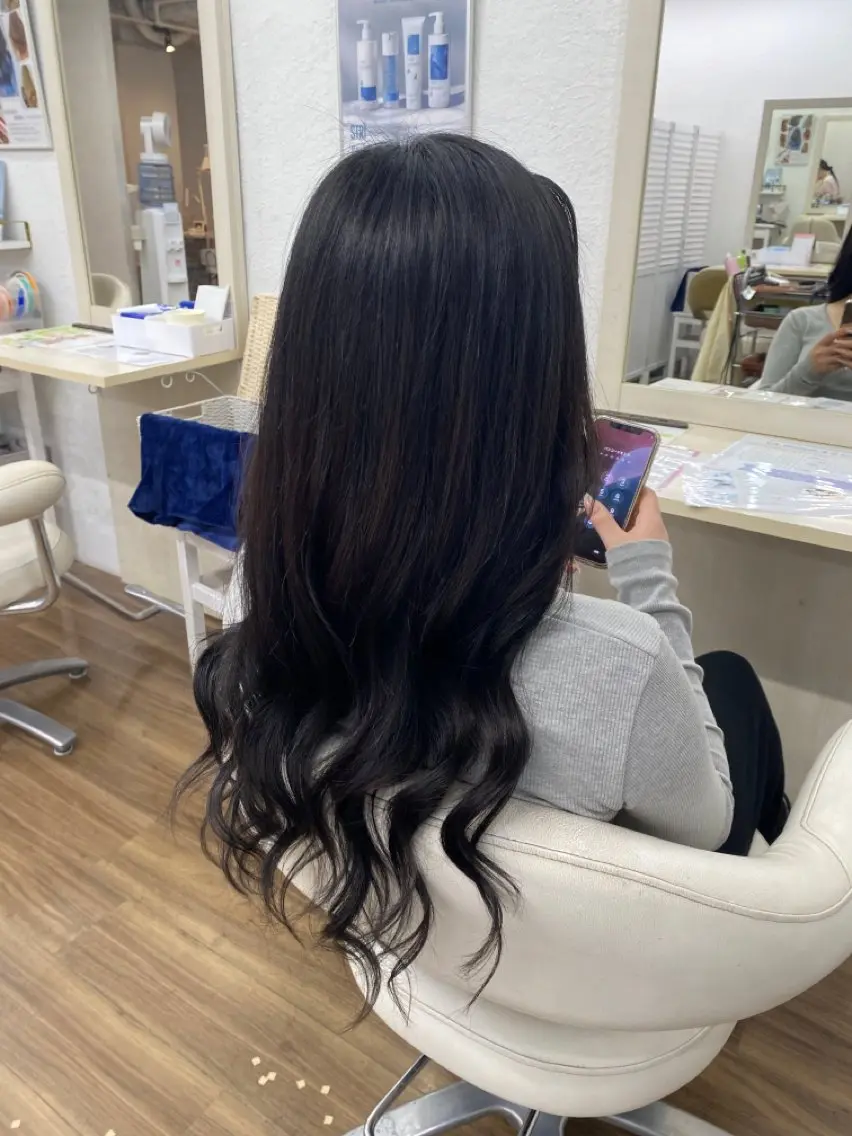 ロング カラー エクステ ヘアカラー トリートメント エクステ GLOSS 心斎橋 山上のヘアスタイル