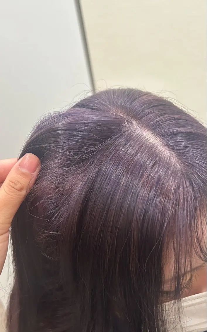 カラー ヘアカラー ユイ コハルのヘアスタイル