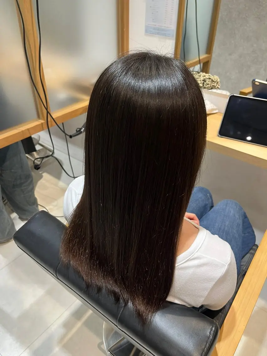 セミロング 塩田 木葉のヘアスタイル