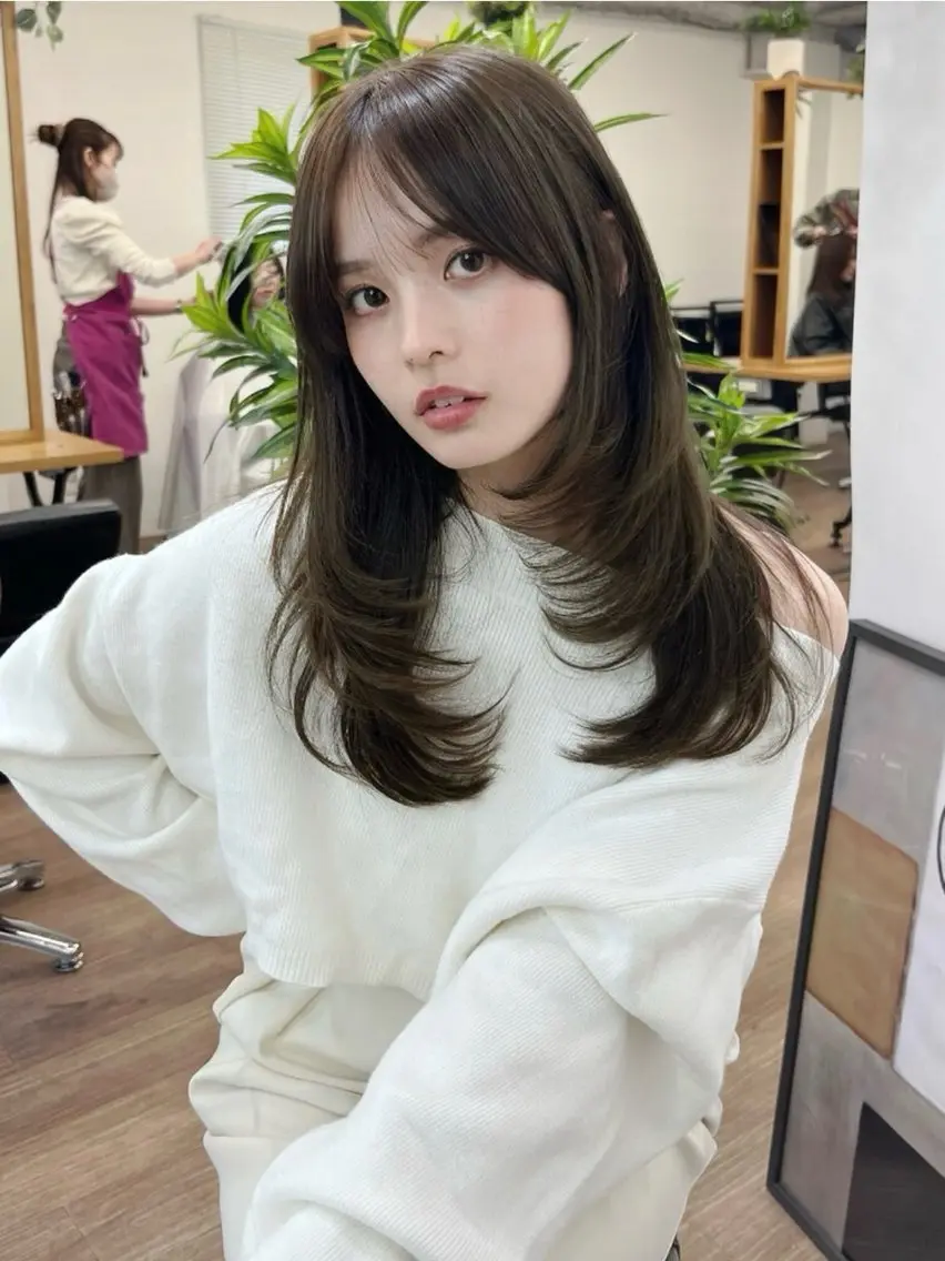 セミロング レイヤーカット 小顔カット カット ヘアカラー トリートメント 橋本 もっさんのヘアスタイル