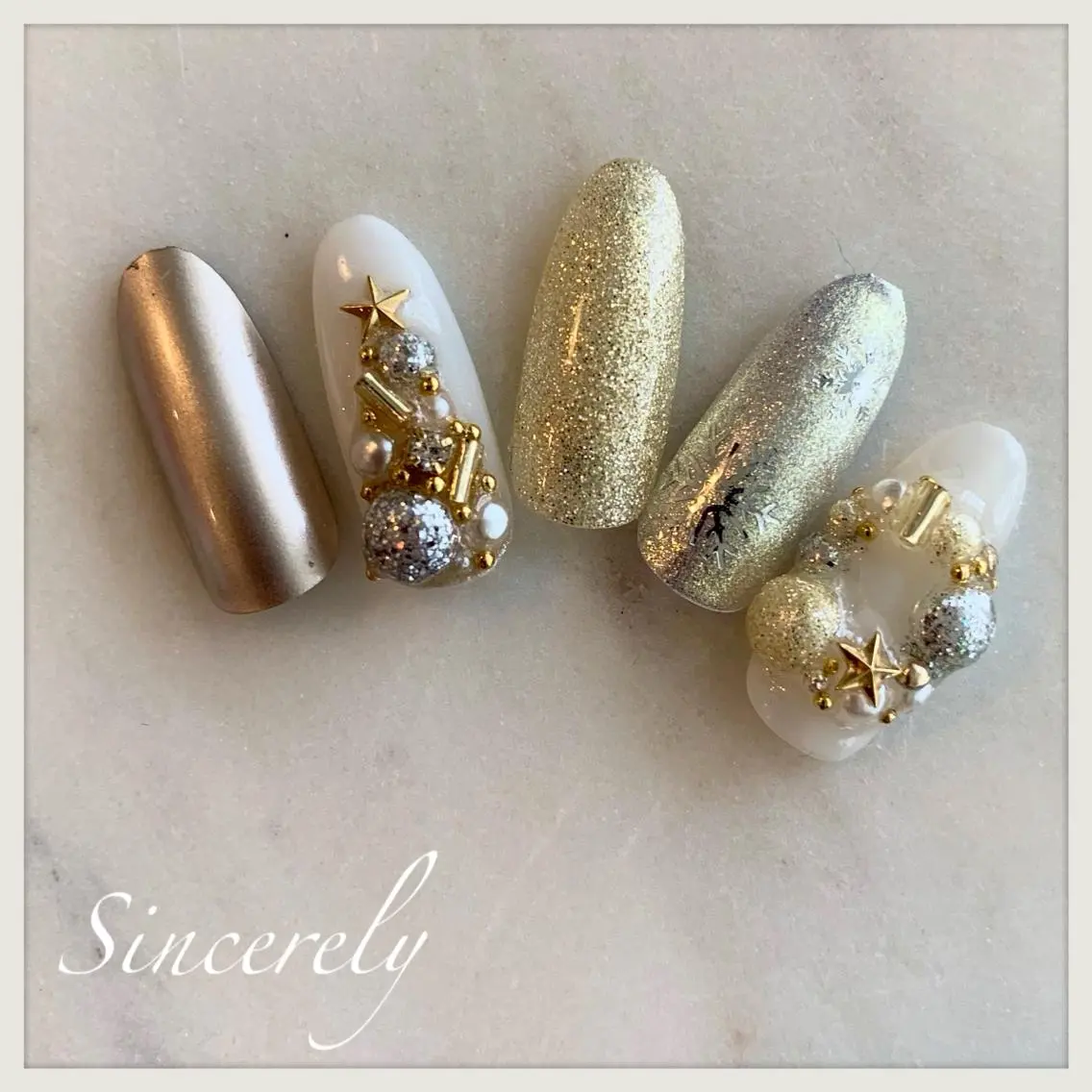 ネイル 冬ネイル クリスマス Sincerely ☺︎のネイルデザイン