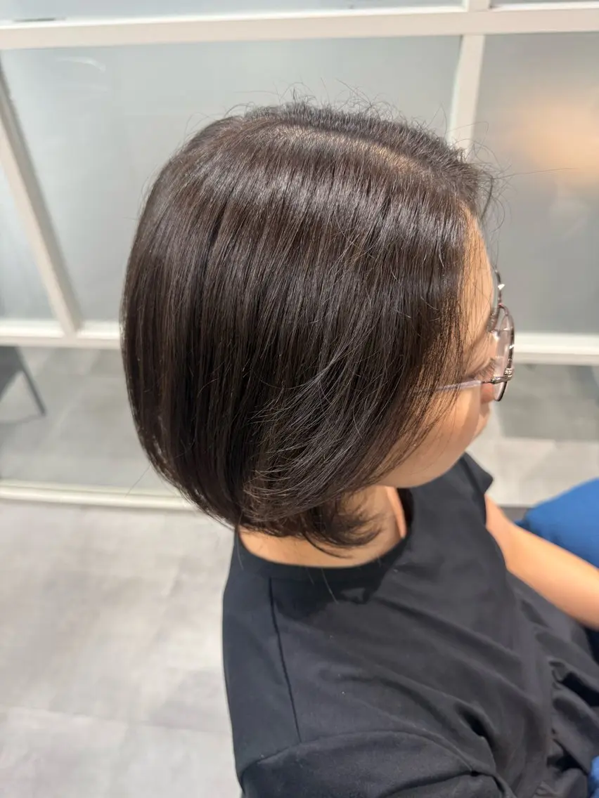 ショート ヘアカラー 黒澤 佑奈のヘアスタイル