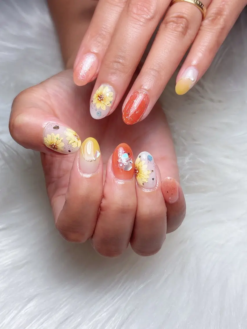 ネイル 💅ネイルハウス🏡 🎀TOMO🎀のネイルデザイン