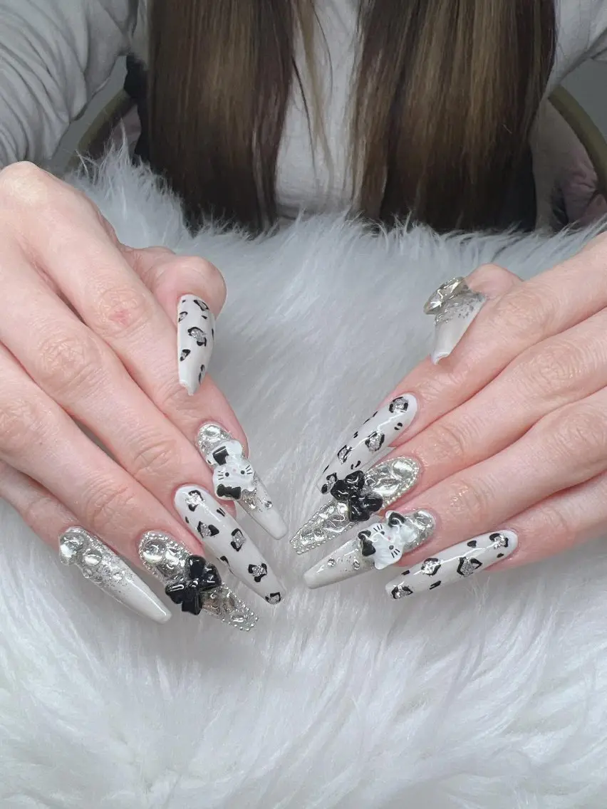 ネイル 長さ出し グラデーション 卒業式 キラキラネイル マグネットネイル ハンドネイル Lee Nailsのネイルデザイン