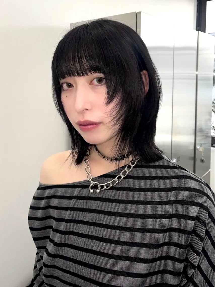 ショート カラー 顔周りカット レイヤーカット カット ヘアカラー トリートメント kosoraレイヤー ハイトーン/デザインのヘアスタイル