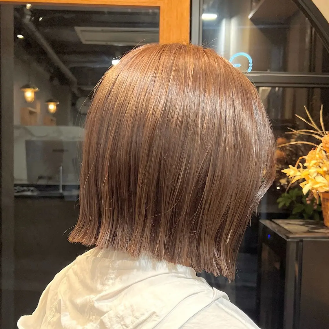 ショート カラー 切りっぱなしボブ ボブ 神戸ボブ✂️ ioe三宮/田 伸佳のヘアスタイル