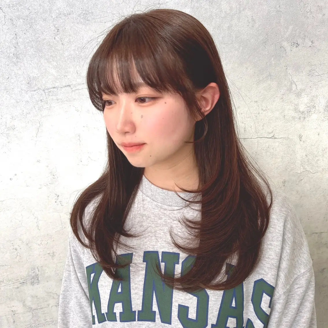 セミロング レッドブラウン レイヤーカット カット ヘアカラー 森 隆秀/韓国ヘアのヘアスタイル