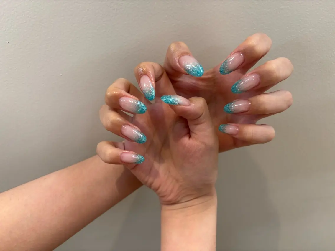 ネイル Rina_ TRIOSのネイルデザイン