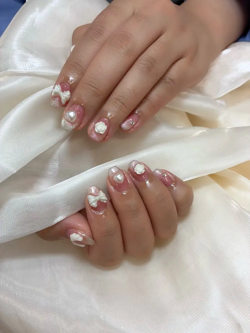 ネイル ハンドネイル 佐藤 依娜のネイルデザイン