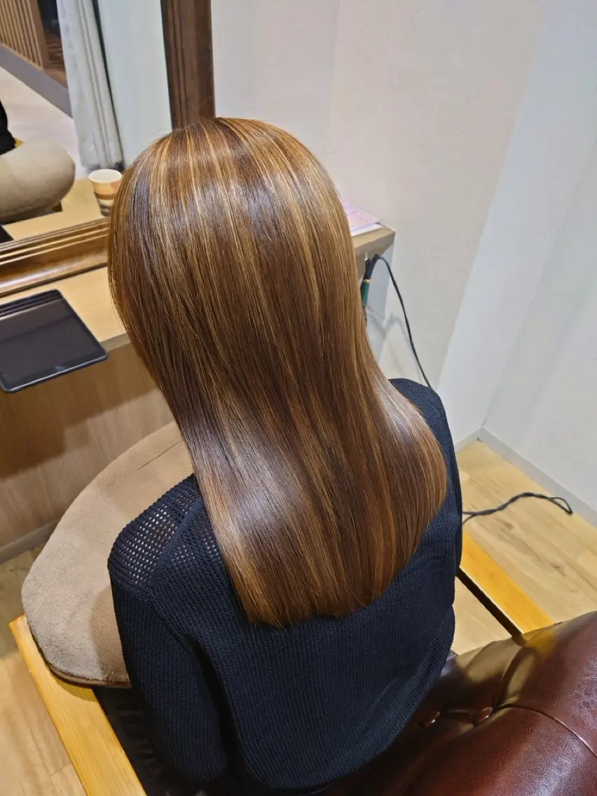 ミディアム カット ヘアカラー トリートメント センター南 SEIJIのヘアスタイル