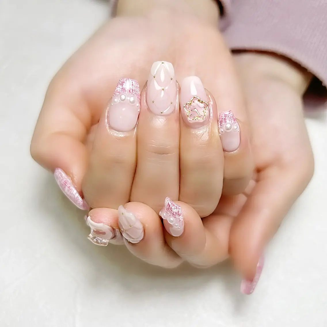ネイル ガーリー キラキラネイル 韓国ネイル ピンク ツイードネイル rouse nail RISATOのネイルデザイン