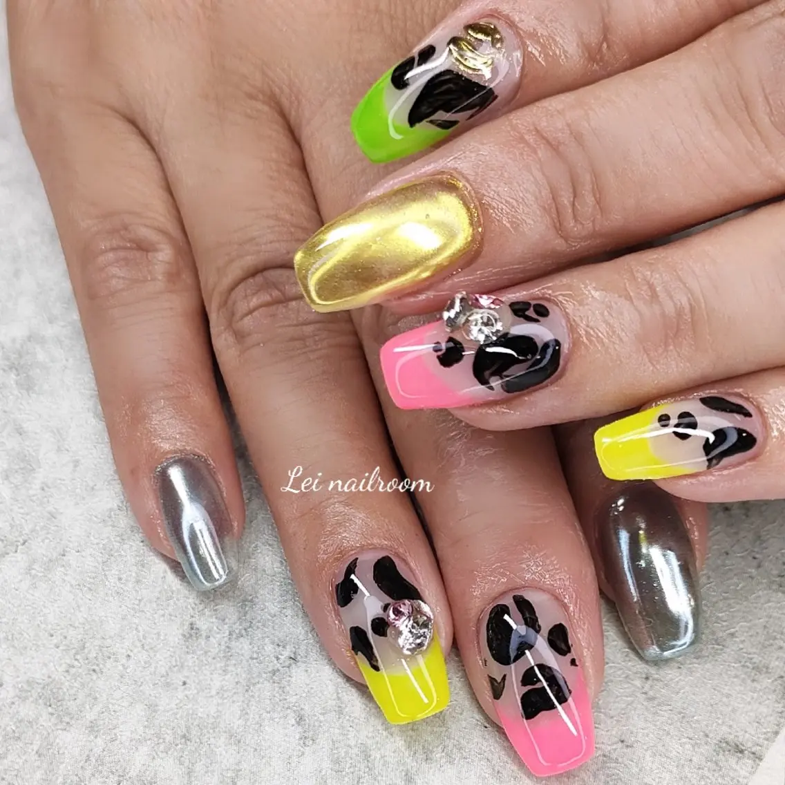 ネイル アートネイル lei🌼 nailroomのネイルデザイン