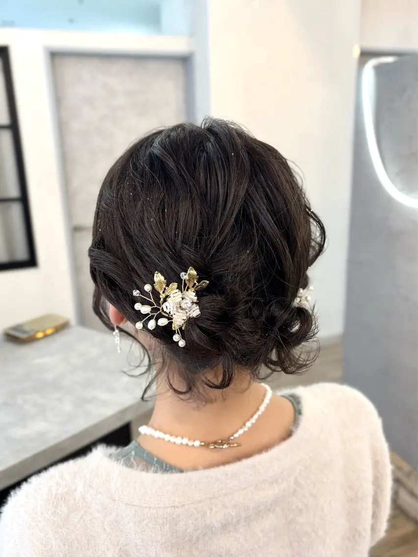 ミディアム ヘアアレンジ ボブ 小顔カット ヘアセット VISAGE ba.sk 金子詩帆のヘアスタイル