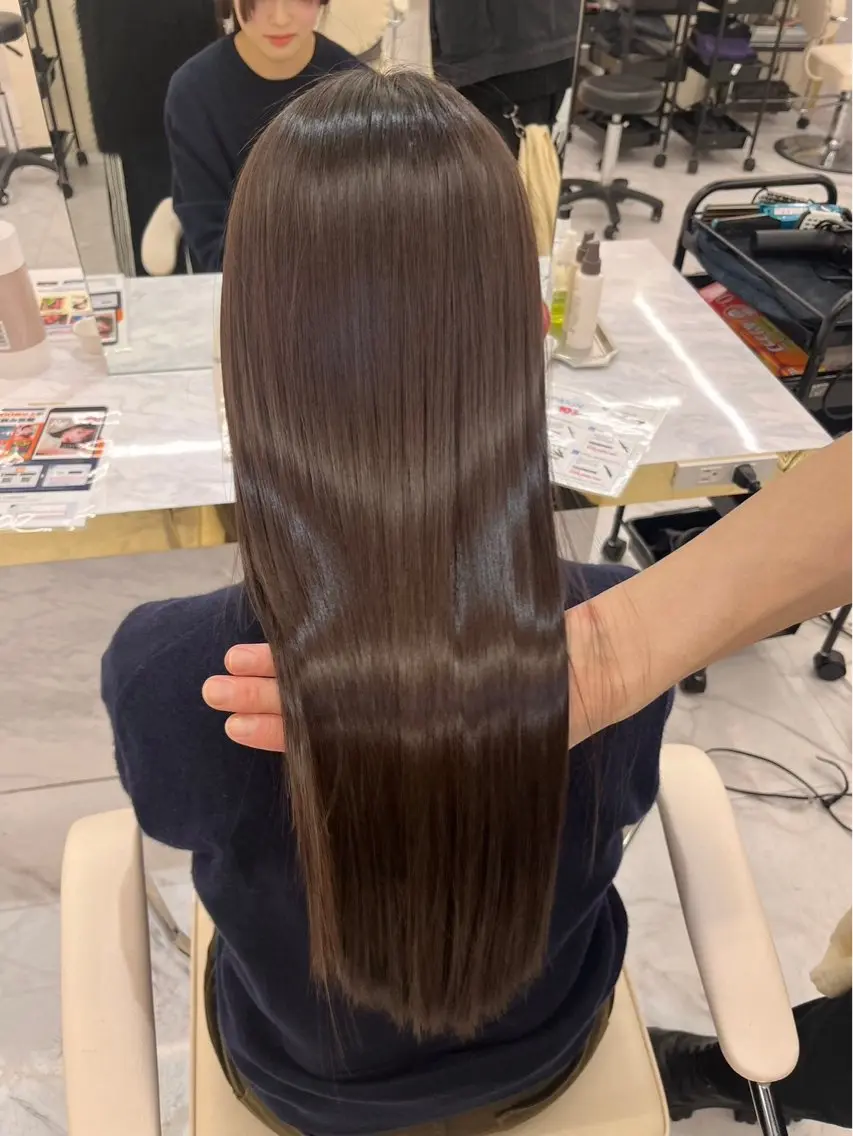 セミロング カラー 縮毛矯正🫧髪質改善 高原瑞輝のヘアスタイル