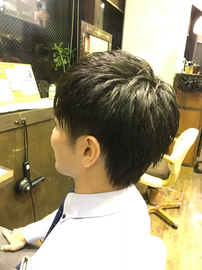 メンズ 🌱透明感カラー☘️ TOYO🌱のヘアスタイル