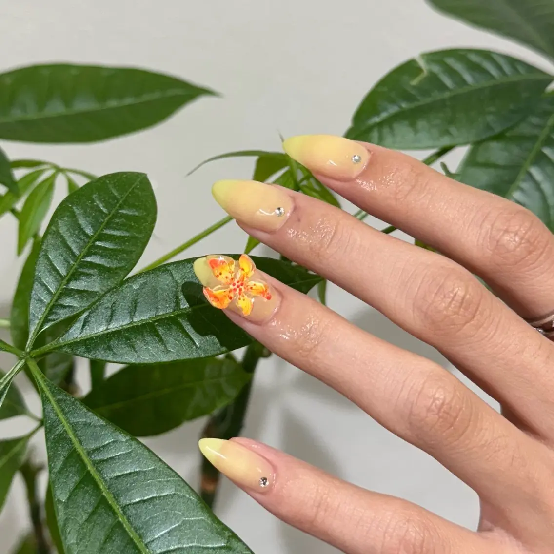 ネイル ハンドネイル IROHA NAIL 北村菜帆のネイルデザイン