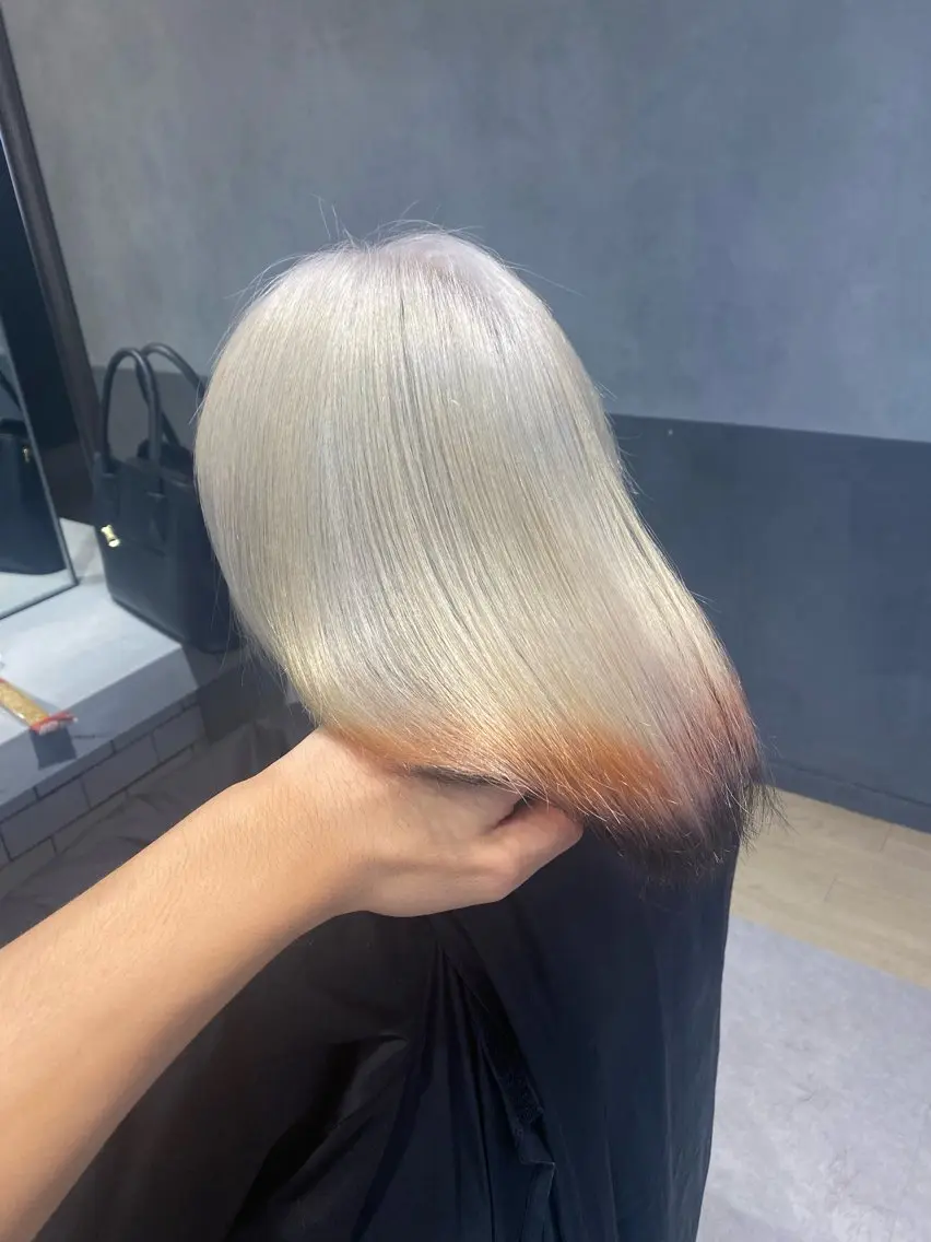ミディアム 狐カラー ハイトーンエフェクト ブリーチいち丸のヘアスタイル