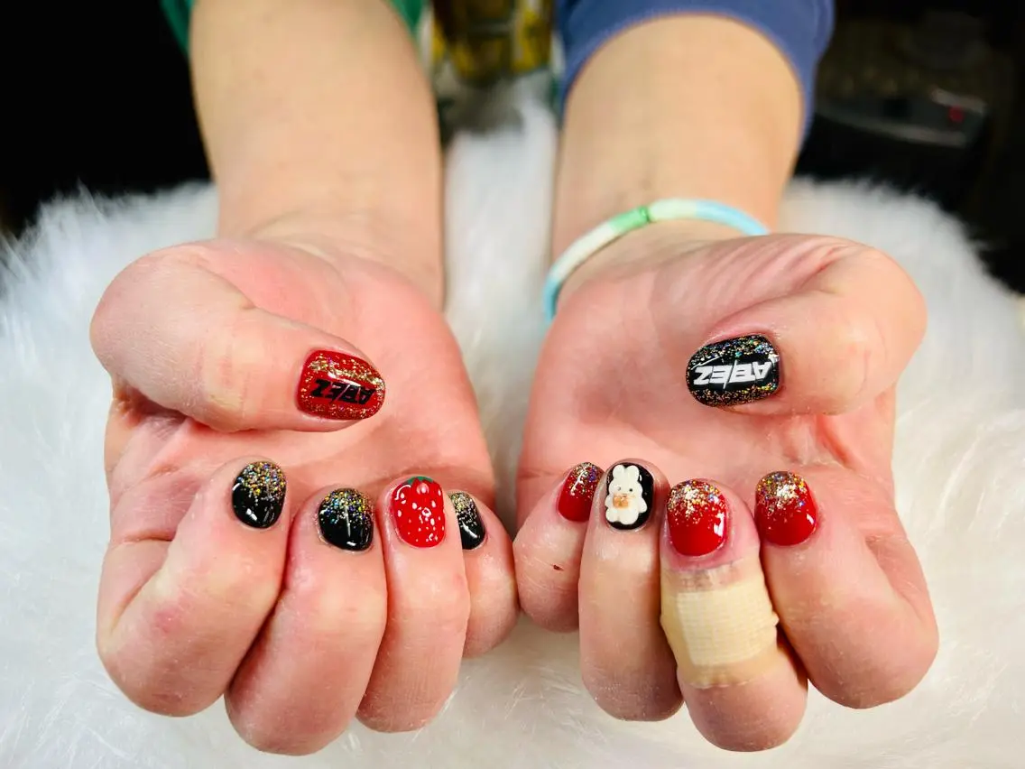 ネイル ハンドネイル Luna nails Yukiのネイルデザイン