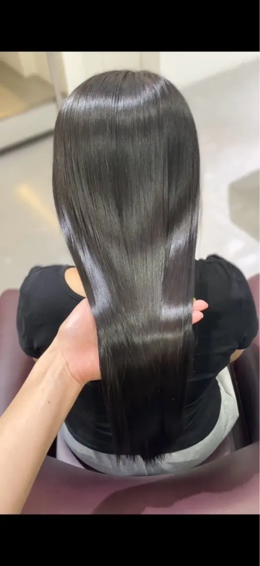 ロング ヘアカラー トリートメント ️🫧透明感カラー& 髪質改善🎀いさきのヘアスタイル