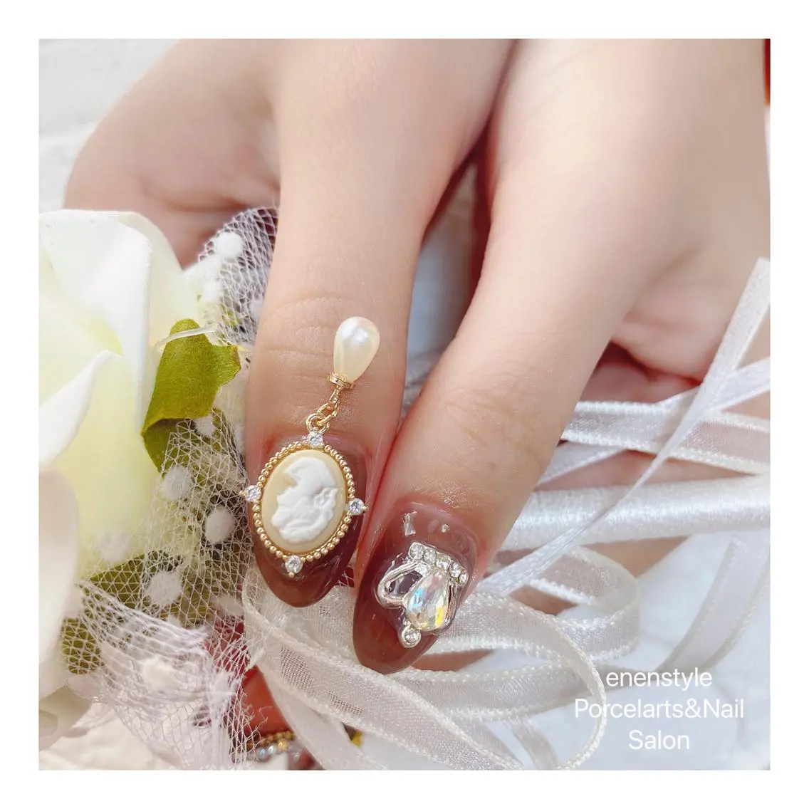 ミディアム ネイル 🐾enen style 🐾のネイルデザイン