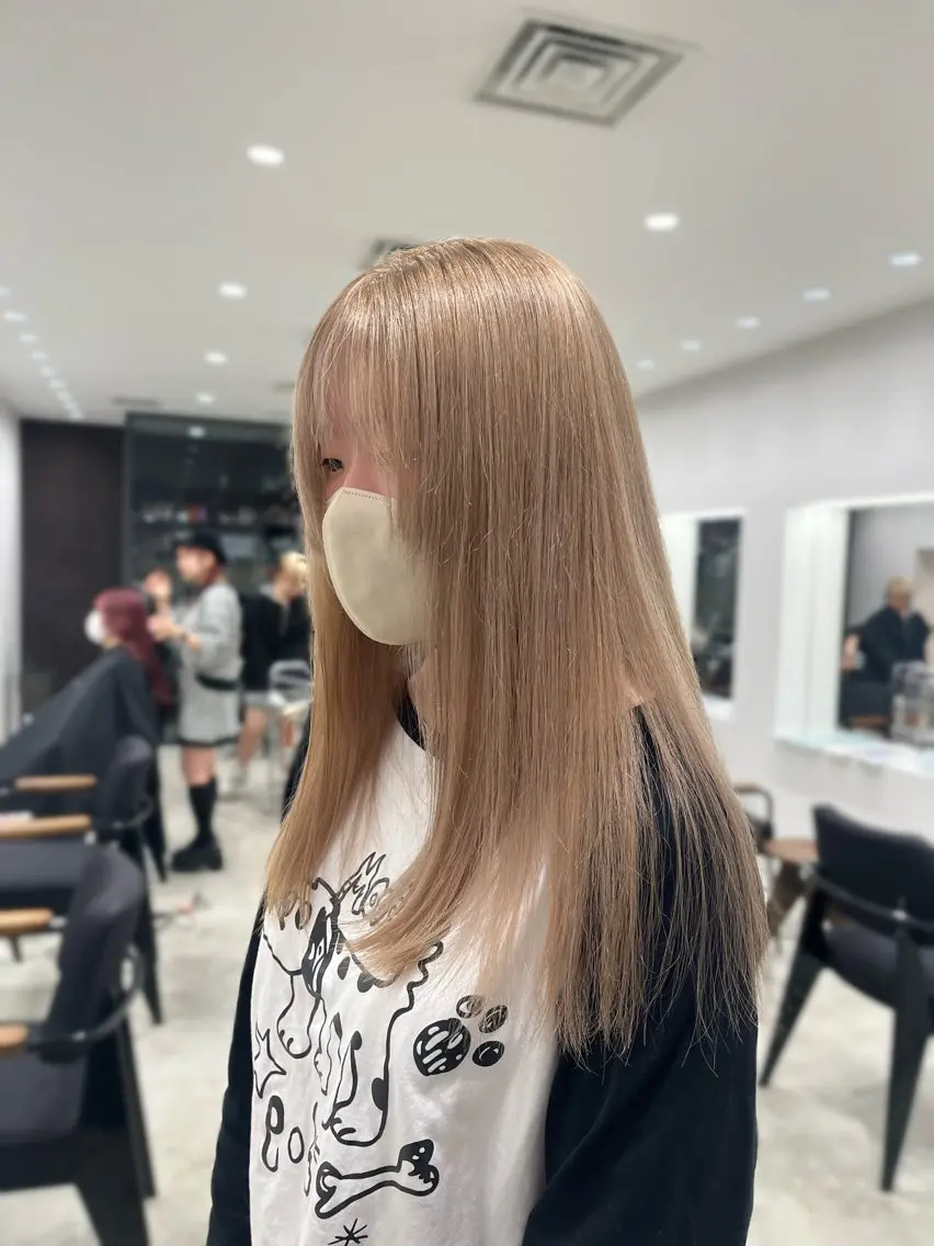 【ダメージ最小限⭕️】リタッチケアブリーチ＋トリートメント入りカラー（前処理付き）の写真