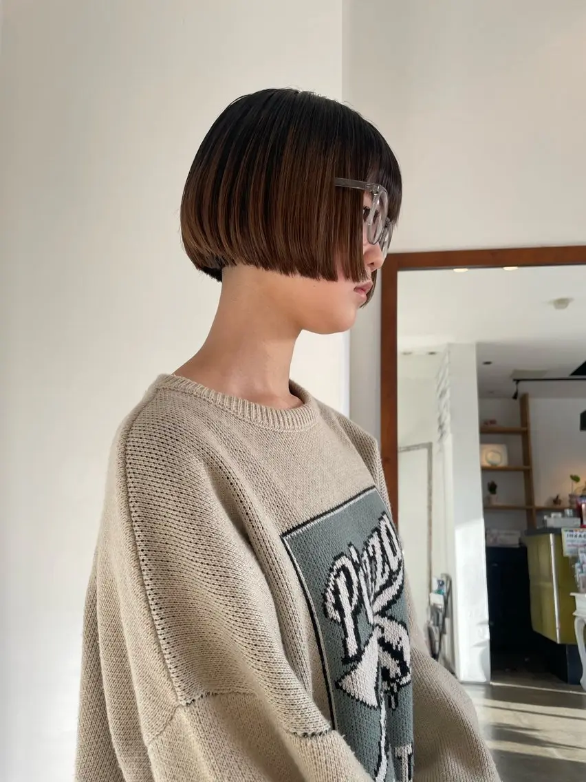 ショート ボブ カット 熊崎 葵のヘアスタイル