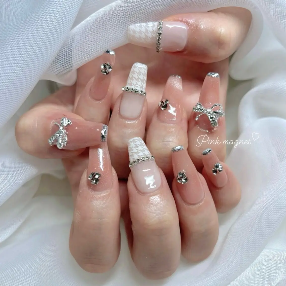 ネイル ハンドネイル Sii nail 🤍SAKIのネイルデザイン