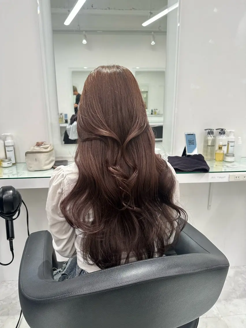 ロング カラー ヘアカラー トリートメント ヘッドスパ ヘアセット ❄最強かわいいカラー ❄️MINA❄️のヘアスタイル