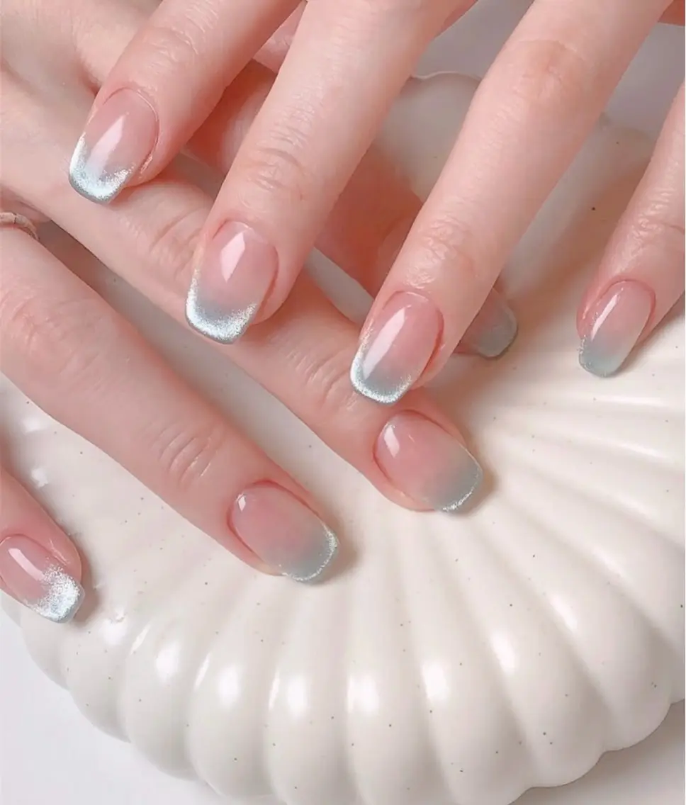 ネイル フレンチネイル マグネットネイル マグネットフレンチ ハンドネイル Mirpop nailのネイルデザイン